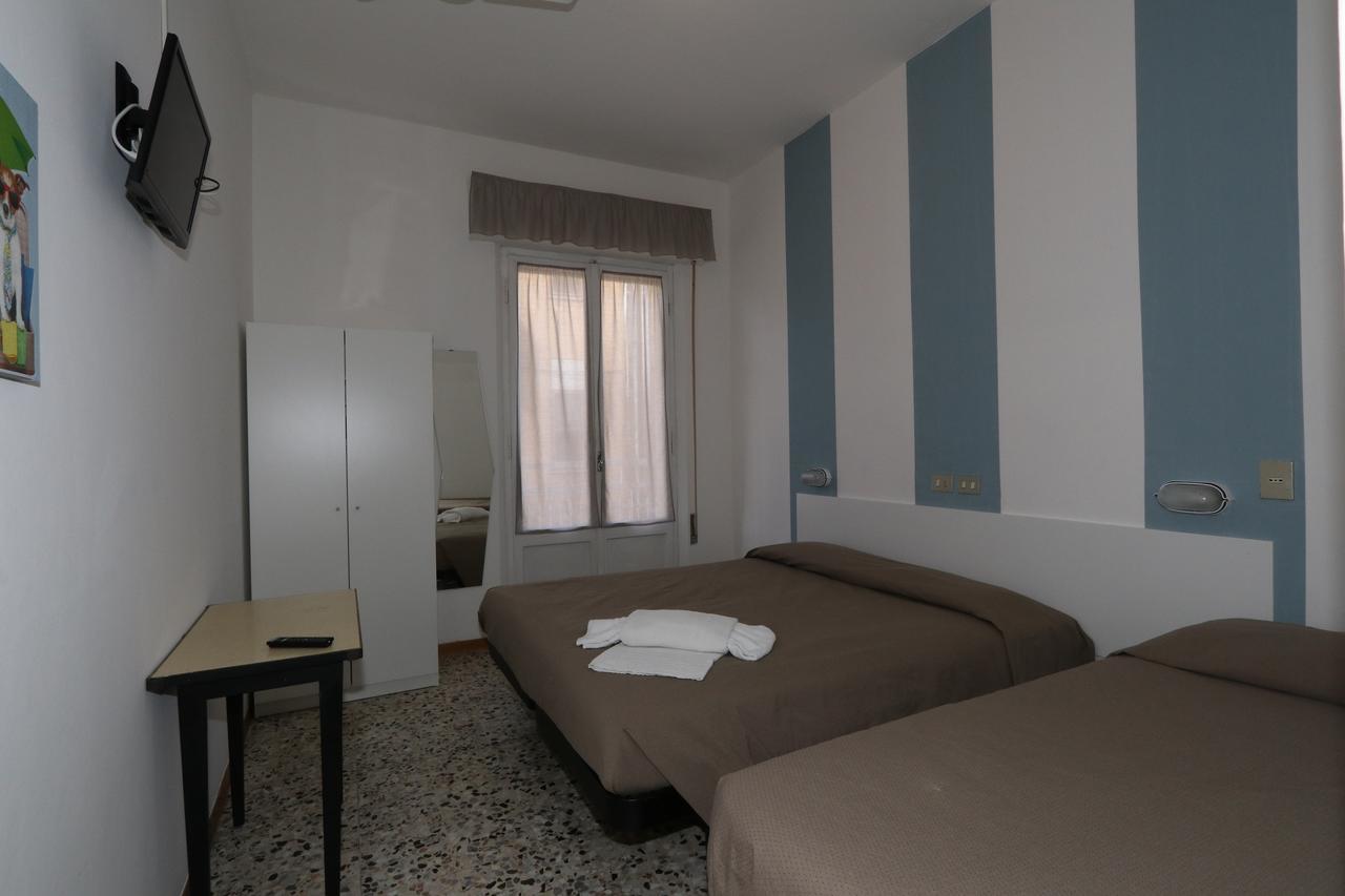 Hotel Urano Cattolica Exterior photo