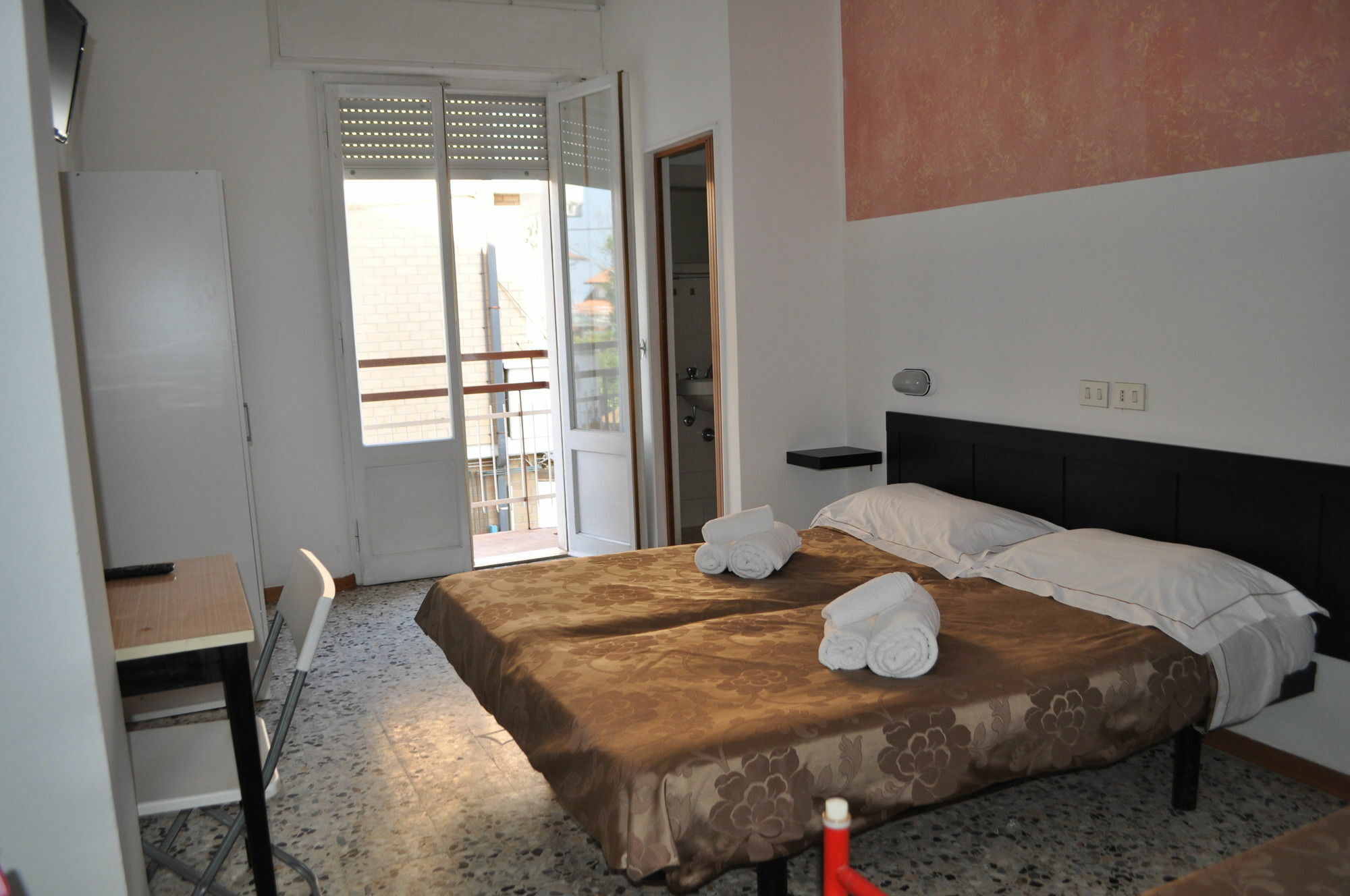 Hotel Urano Cattolica Exterior photo